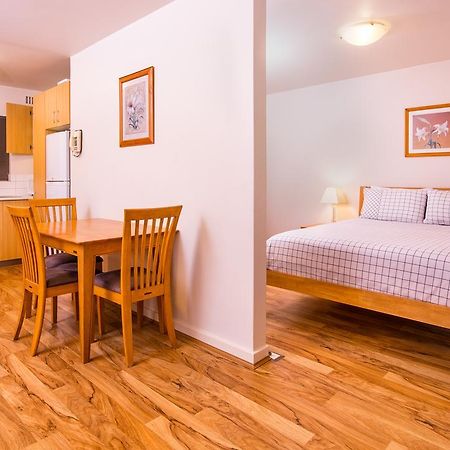 بيرث Dowler Apartments Subiaco المظهر الخارجي الصورة
