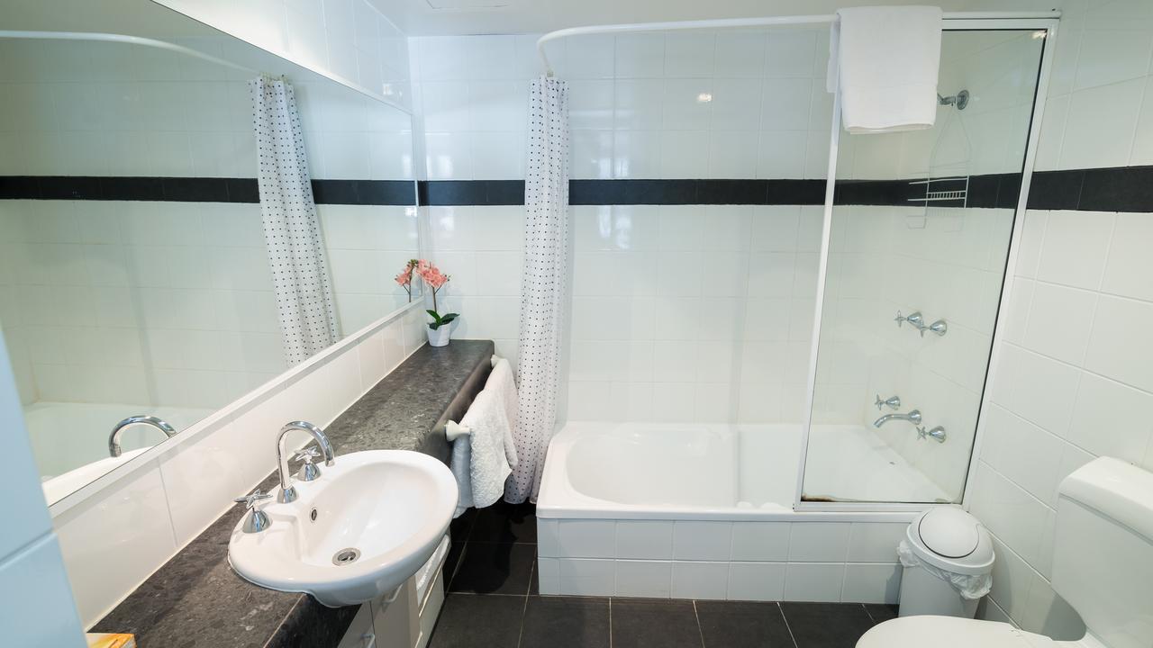 بيرث Dowler Apartments Subiaco الغرفة الصورة