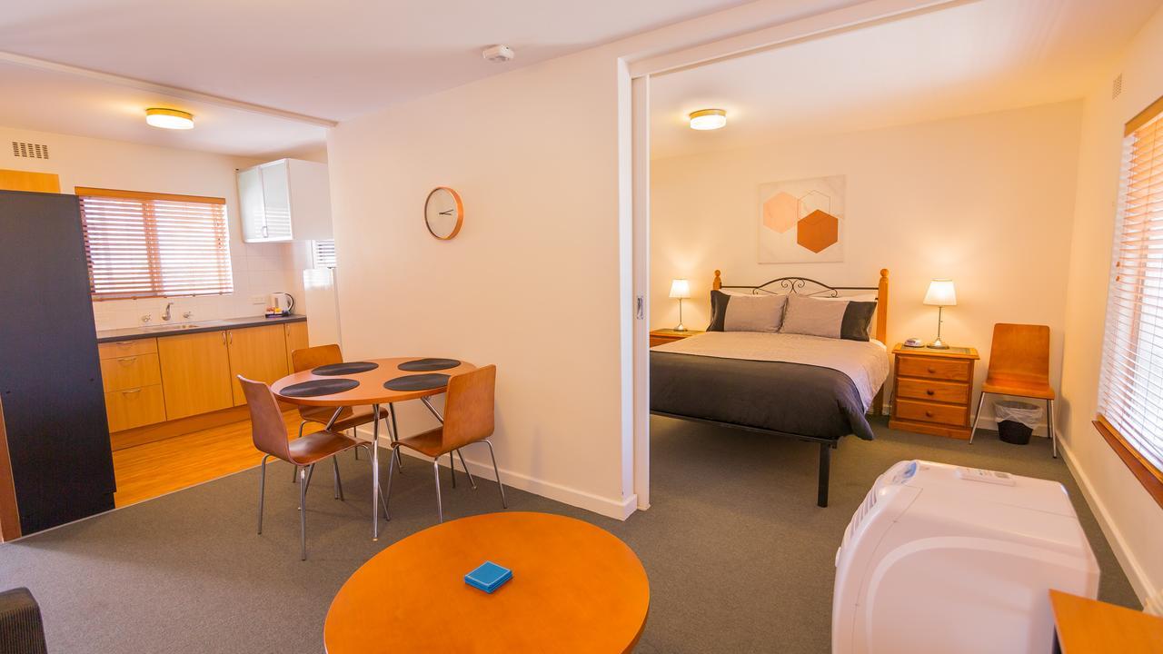 بيرث Dowler Apartments Subiaco المظهر الخارجي الصورة